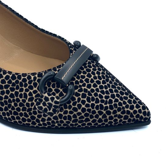 Туфли MOTCLE бежевые(принт жираф) замшевые - фото 6, 