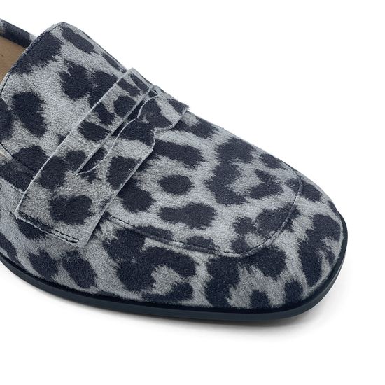 Лоферы CV COVER замшевые принт серый леопард - фото 6, 