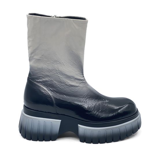 Ботинки Fru.It бежево-коричневые из лакированной кожи на байке - фото 1, 8455ZL FR