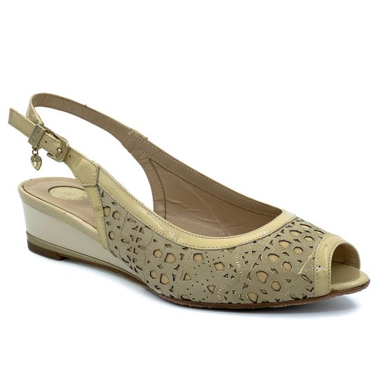 Босоножки Ilasio Renzoni бежевые из лакированной кожи - фото 2, 