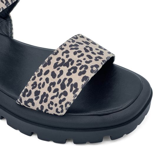 Босоножки CV COVER бежевые с принтом &quot;леопард&quot; замшевые - фото 6, 8050-3 COV LEO