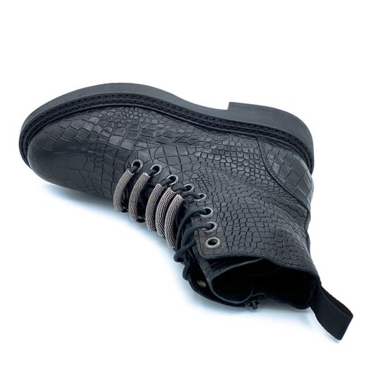 Ботинки Mimmu черные кожаные демисезонные тиснение под крокодила - фото 5, 