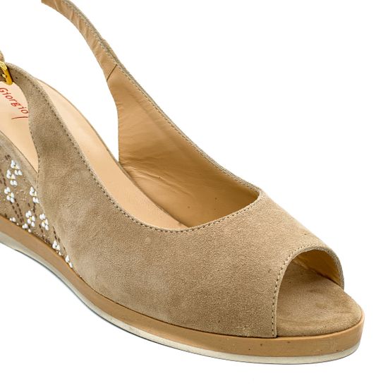 Босоножки Giorgio Piergentili бежевые замшевые со стразами - фото 6, 