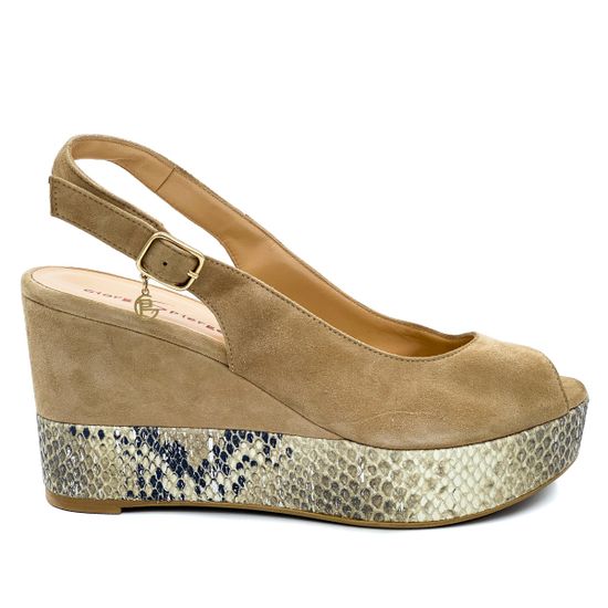 Босоножки Giorgio Piergentili бежевые замшевые - фото 1, 