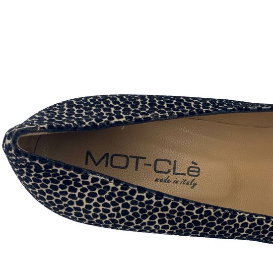 Туфли MOTCLE бежевые(принт жираф) замшевые - фото 7, 