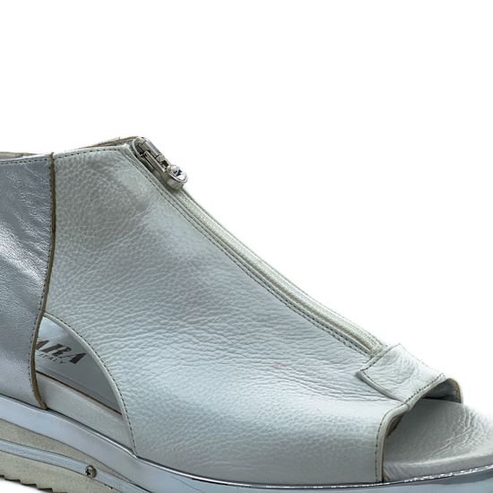 Босоножки Mara бело-серебряные - фото 6, 