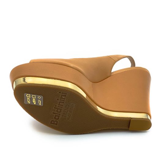 Босоножки Baldinini бежевые кожаные - фото 4, 