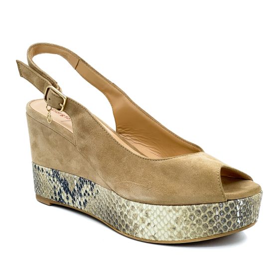 Босоножки Giorgio Piergentili бежевые замшевые - фото 2, 