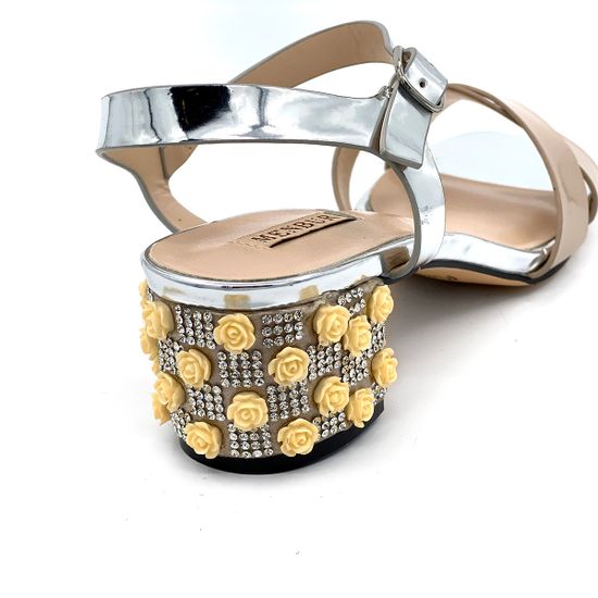 Босоножки Menbur лаковые бежево-серебряные - фото 7, 