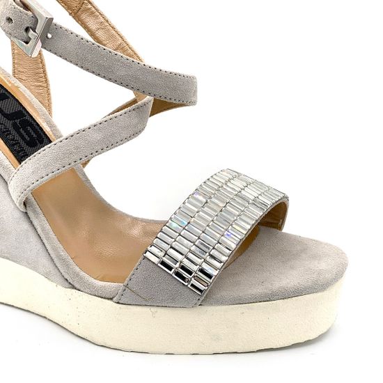 Босоножки Cesare Paciotti замшевые белые - фото 6, 