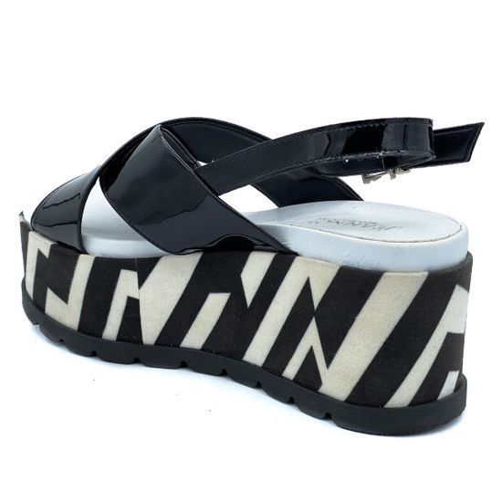 Босоножки Jeannot черные из лакированной кожи - фото 3, 