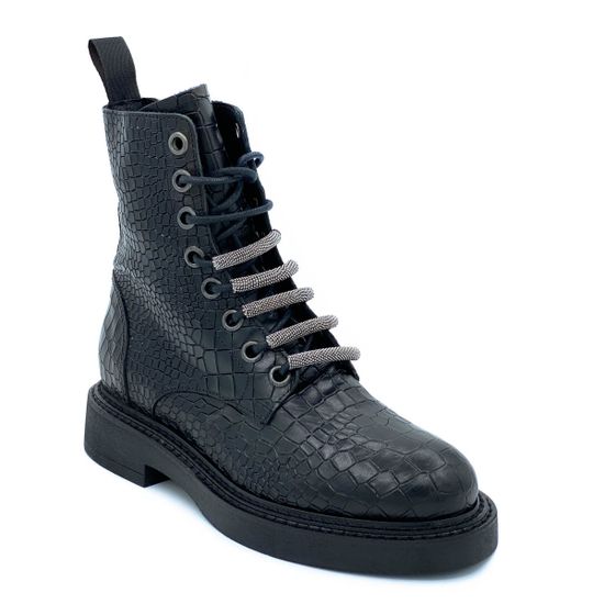 Ботинки Mimmu черные кожаные демисезонные тиснение под крокодила - фото 2, 