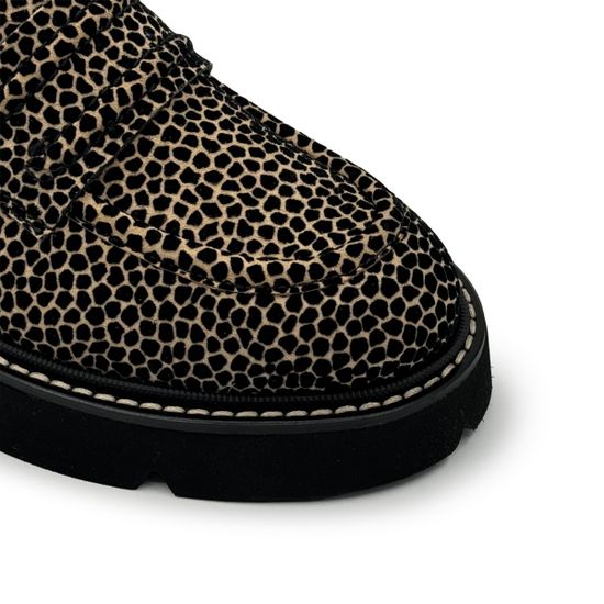 Лоферы MOT-CLE бежевые замшевые принт &quot;жираф&quot; - фото 6, MOT2755 MOT GIRAFFA